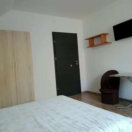 Pokoje U Nadii *